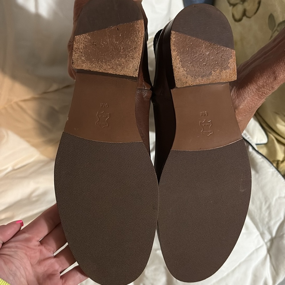 tory burch boots - Picture 4 of 4